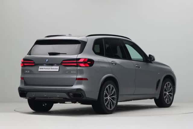 BMW X5 (2025) thumbnail 10