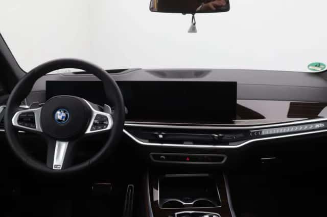 BMW X5 (2025) thumbnail 14