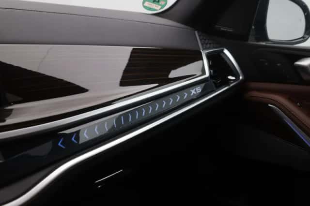 BMW X5 (2025) thumbnail 19