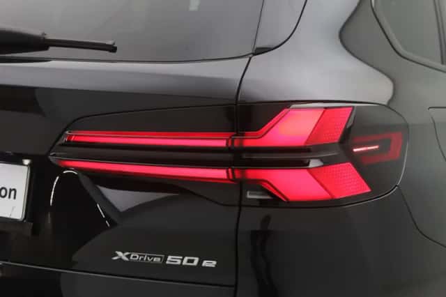 BMW X5 (2025) thumbnail 24