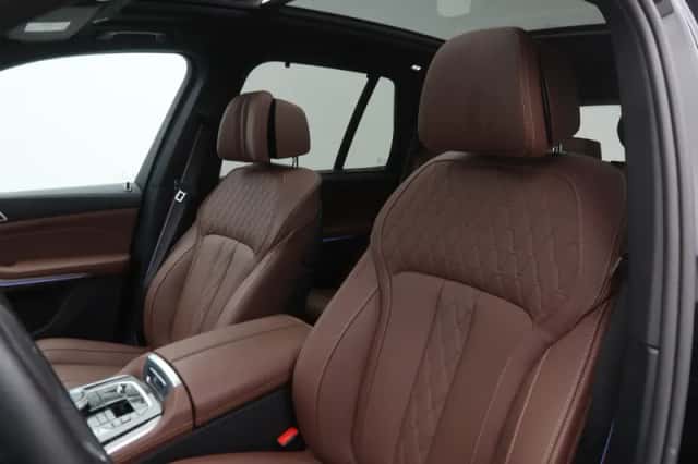 BMW X5 (2025) thumbnail 5