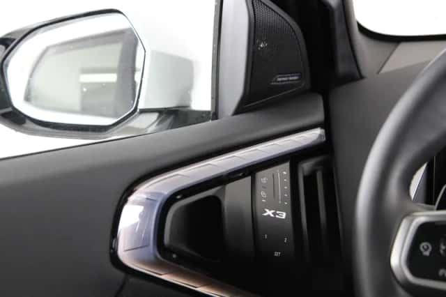 BMW X3 (2025) thumbnail 20