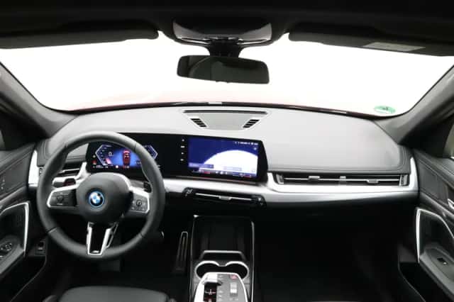 BMW X1 (2025) thumbnail 13