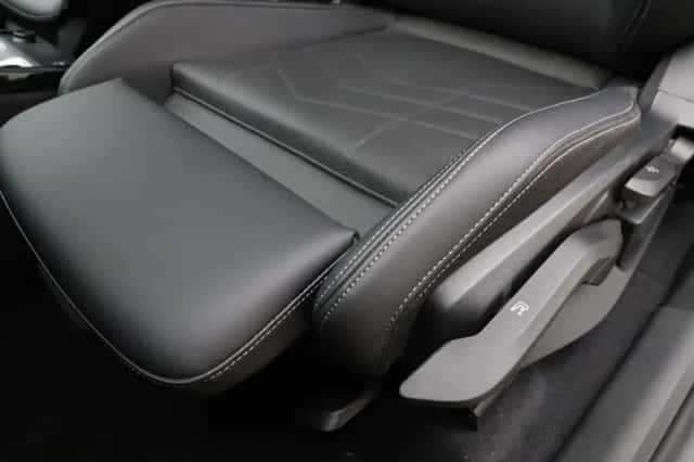 BMW X1 (2025) thumbnail 16