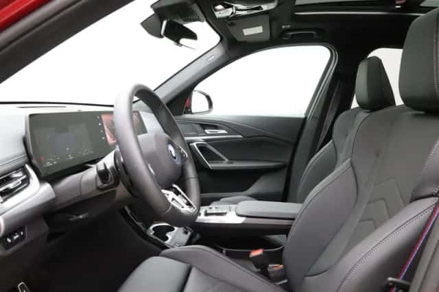BMW X1 (2025) thumbnail 5