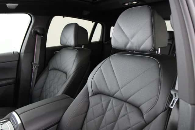 BMW X6 (2025) thumbnail 5