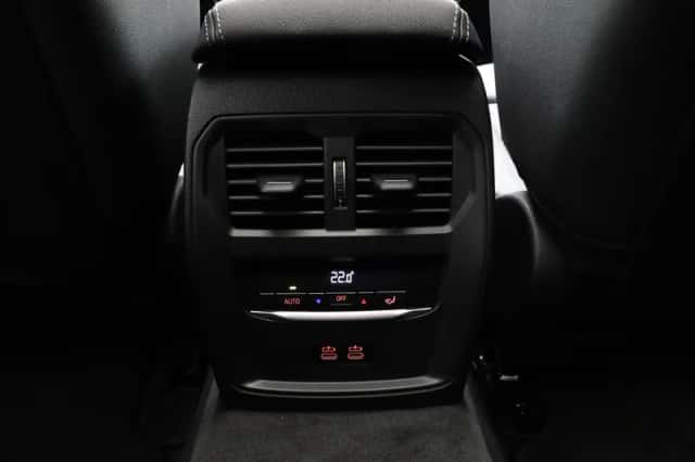 BMW i4 (2026) thumbnail 19