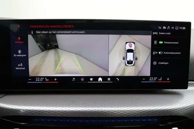 BMW i4 (2026) thumbnail 26