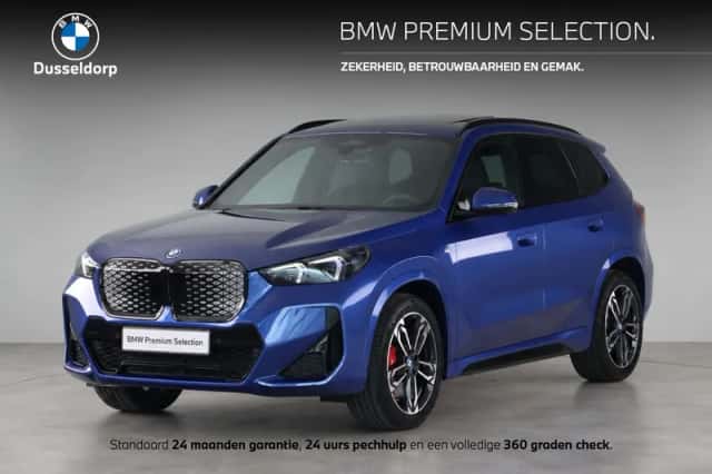 BMW iX1 (2025) thumbnail 1