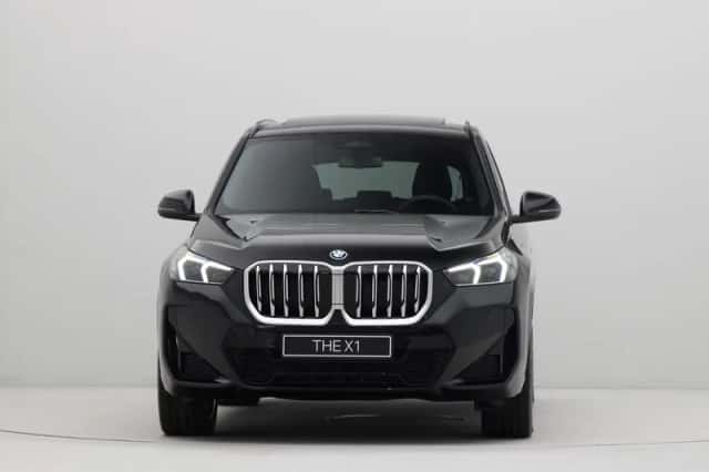 BMW X1 (2024) thumbnail 5