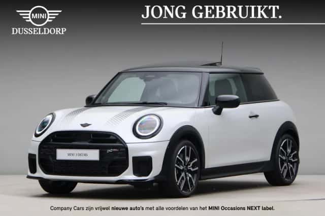 MINI Cooper (2026) thumbnail 1