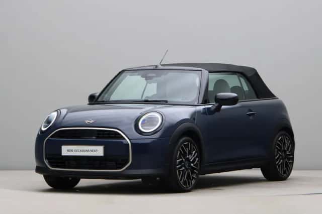 MINI Cabrio (2026) thumbnail 6
