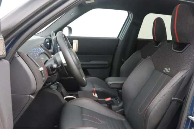 MINI Countryman (2025) thumbnail 5