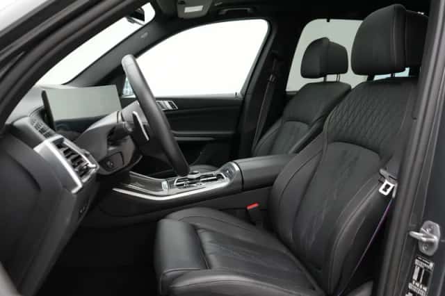 BMW X5 (2026) thumbnail 5