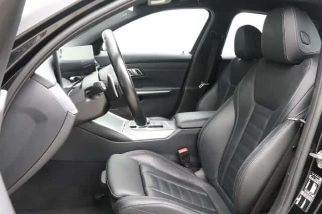 BMW 3-Serie (2023) thumbnail 4