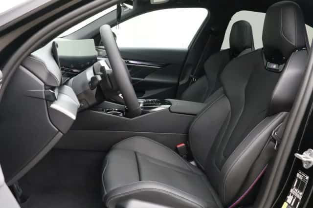 BMW i5 (2026) thumbnail 5