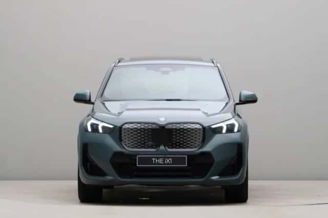 BMW iX1 (2026) thumbnail 6