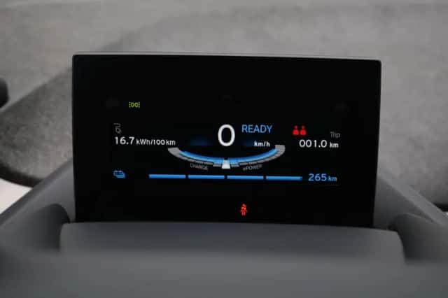 BMW i3 (2021) thumbnail 3