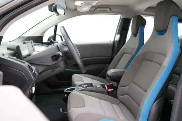 BMW i3 (2021) thumbnail 4