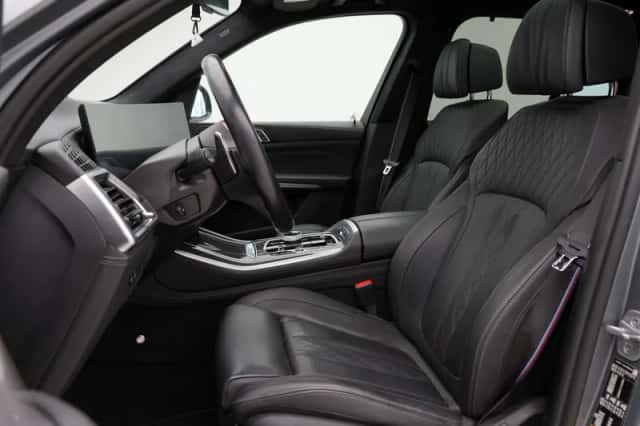 BMW X5 (2023) thumbnail 4