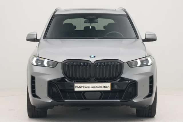BMW X5 (2023) thumbnail 5