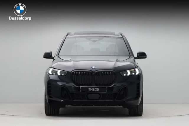BMW X5 (2026) thumbnail 2