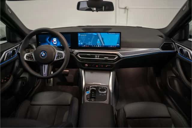 BMW i4 (2025) thumbnail 3