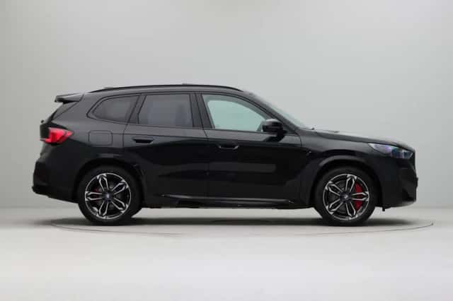 BMW iX1 (2026) thumbnail 4