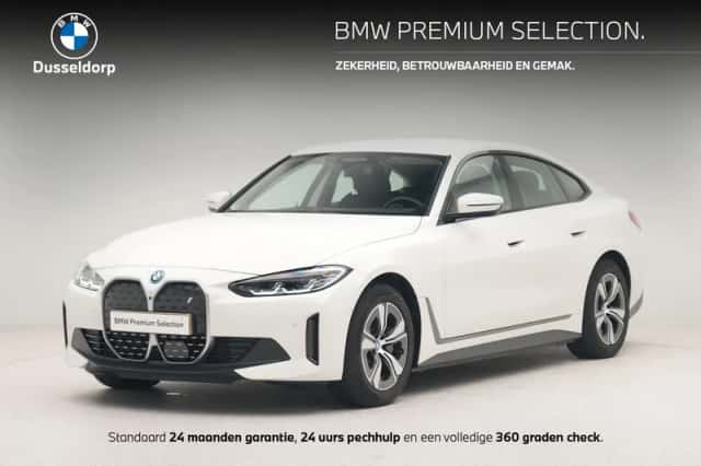BMW i4 (2024) thumbnail 1