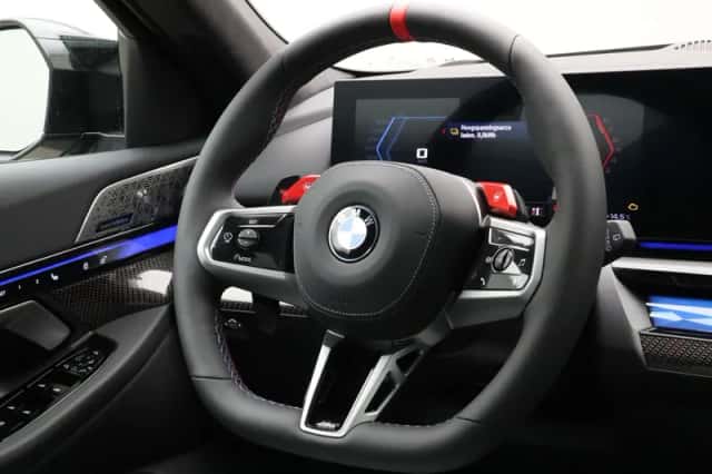 BMW M5 (2026) thumbnail 2