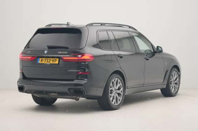 BMW X7 (2022) thumbnail 5