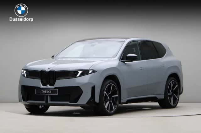 BMW iX3 (2026) thumbnail 1
