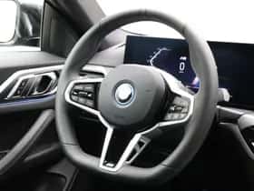 BMW i4 (2026) thumbnail 2