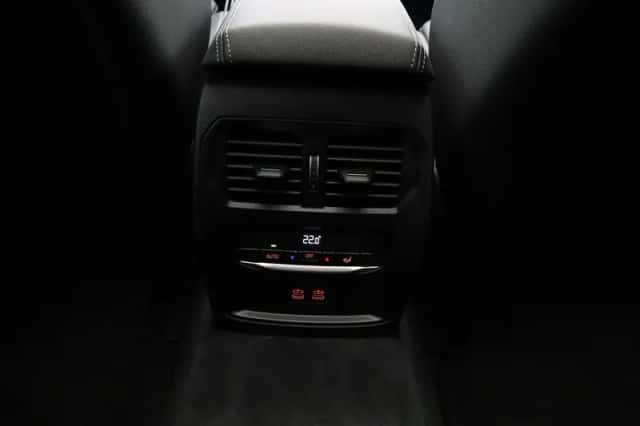 BMW i4 (2026) thumbnail 19