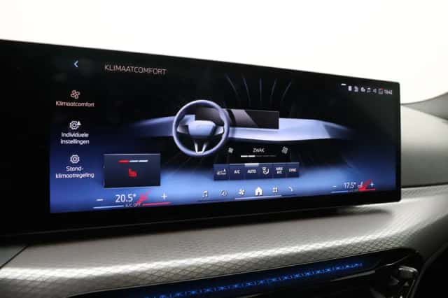 BMW i4 (2026) thumbnail 25