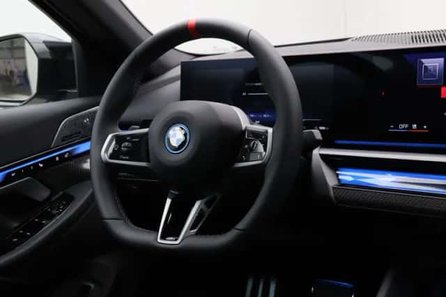 BMW i5 (2026) thumbnail 2