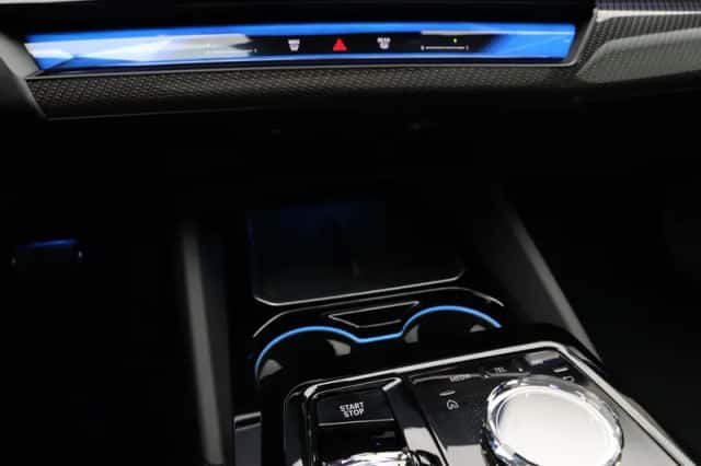 BMW i5 (2026) thumbnail 13