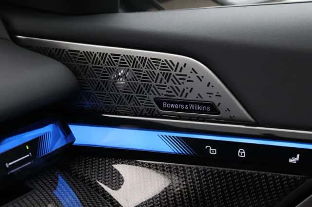 BMW i5 (2026) thumbnail 21
