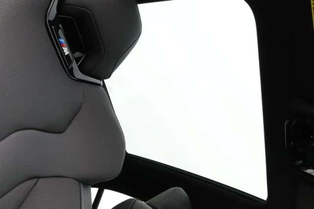 BMW i5 (2026) thumbnail 22