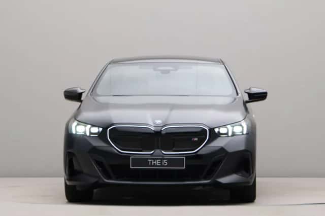 BMW i5 (2026) thumbnail 5