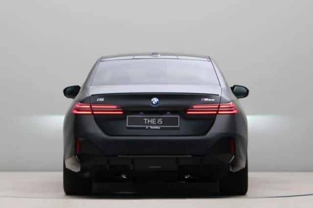 BMW i5 (2026) thumbnail 9