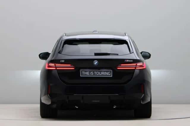 BMW i5 (2026) thumbnail 10