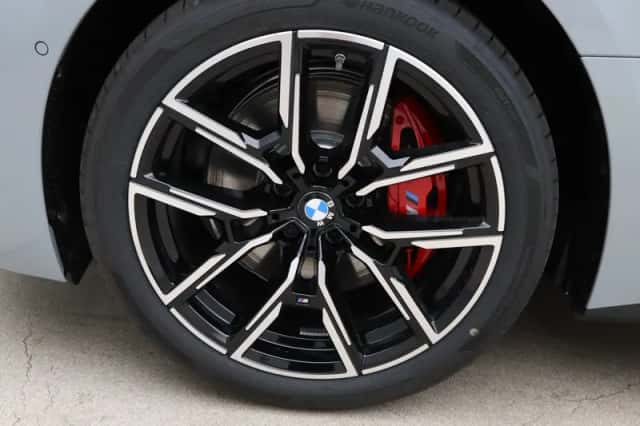 BMW i4 (2026) thumbnail 19