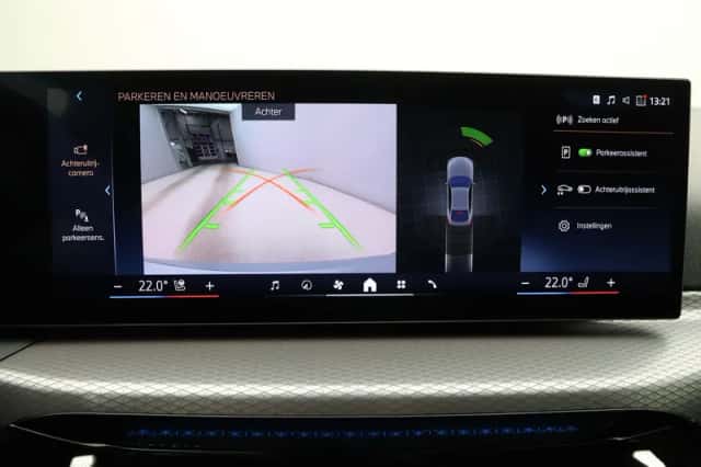 BMW i4 (2026) thumbnail 22