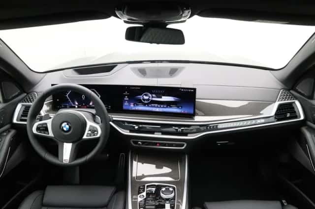 BMW X5 (2026) thumbnail 13