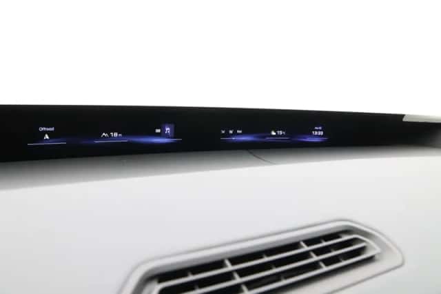 BMW iX3 (2026) thumbnail 18