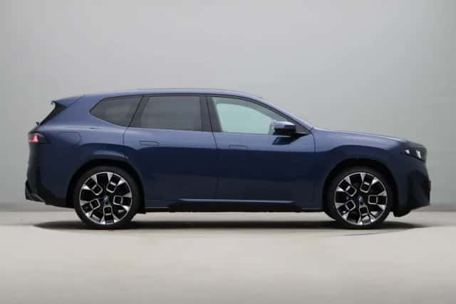 BMW iX3 (2026) thumbnail 4