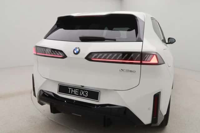 BMW iX3 (2026) thumbnail 25