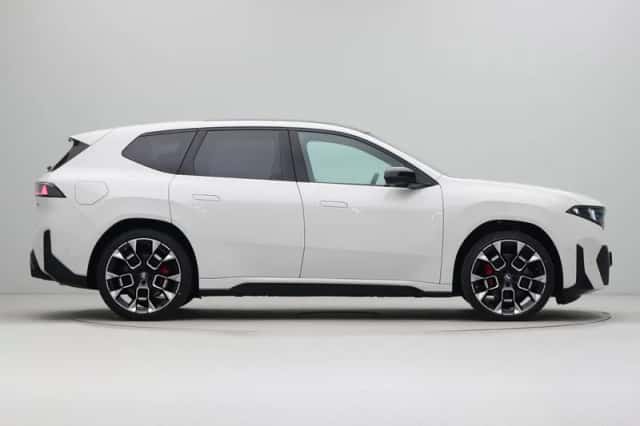 BMW iX3 (2026) thumbnail 7