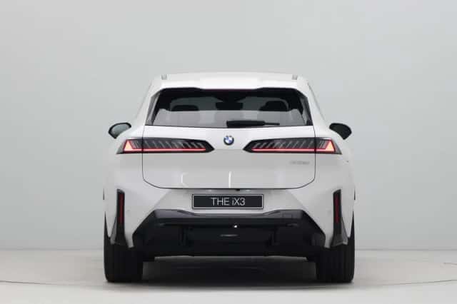 BMW iX3 (2026) thumbnail 9